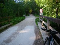 Vom Wanderparkplatz erfolgt die Rckfahrt mit dem Mountainbike ber die Inzeller Hhe