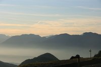 Abendsonne an der Steiner Hochalm - zu sehen sind die Brandenberger Alpen