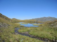 Nach diesem kleinen See ist das schlimmste des Abstiegs geschafft