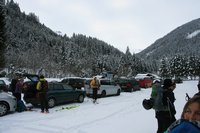 Parkplatz am Ende der ffentlichen Strae - von hier fhrt ein Skitaxi zum Lager Walchen